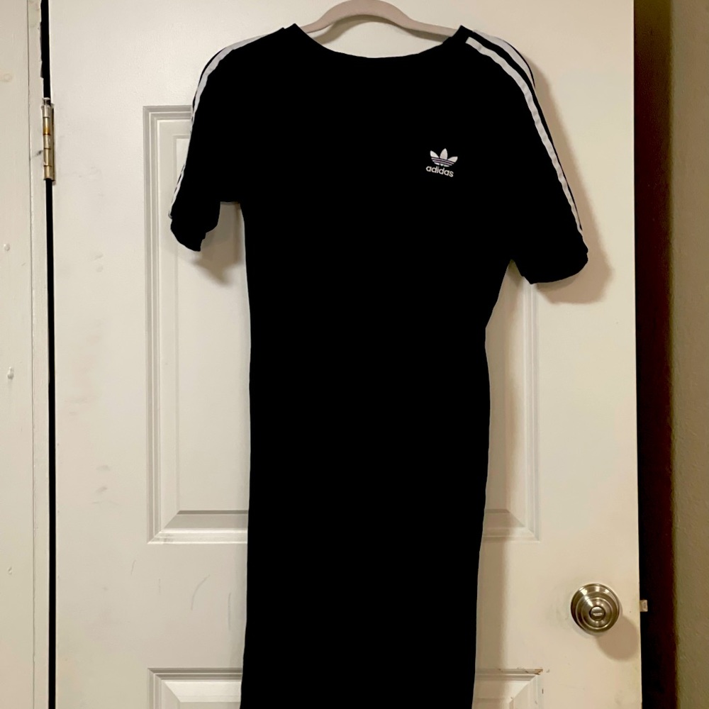 Adidas Dress White Stripes XL
